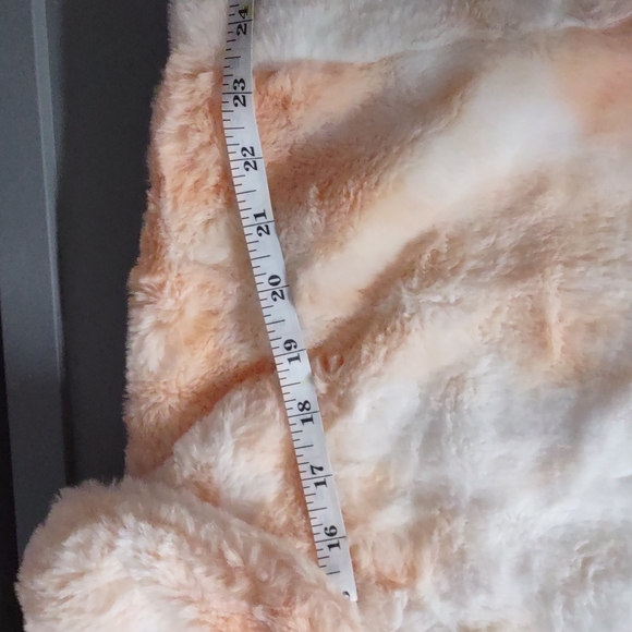 Nwt's Lux Storia Tyedye Faux Fur Zip up Jacket with Pockets - Picture 9 of 16